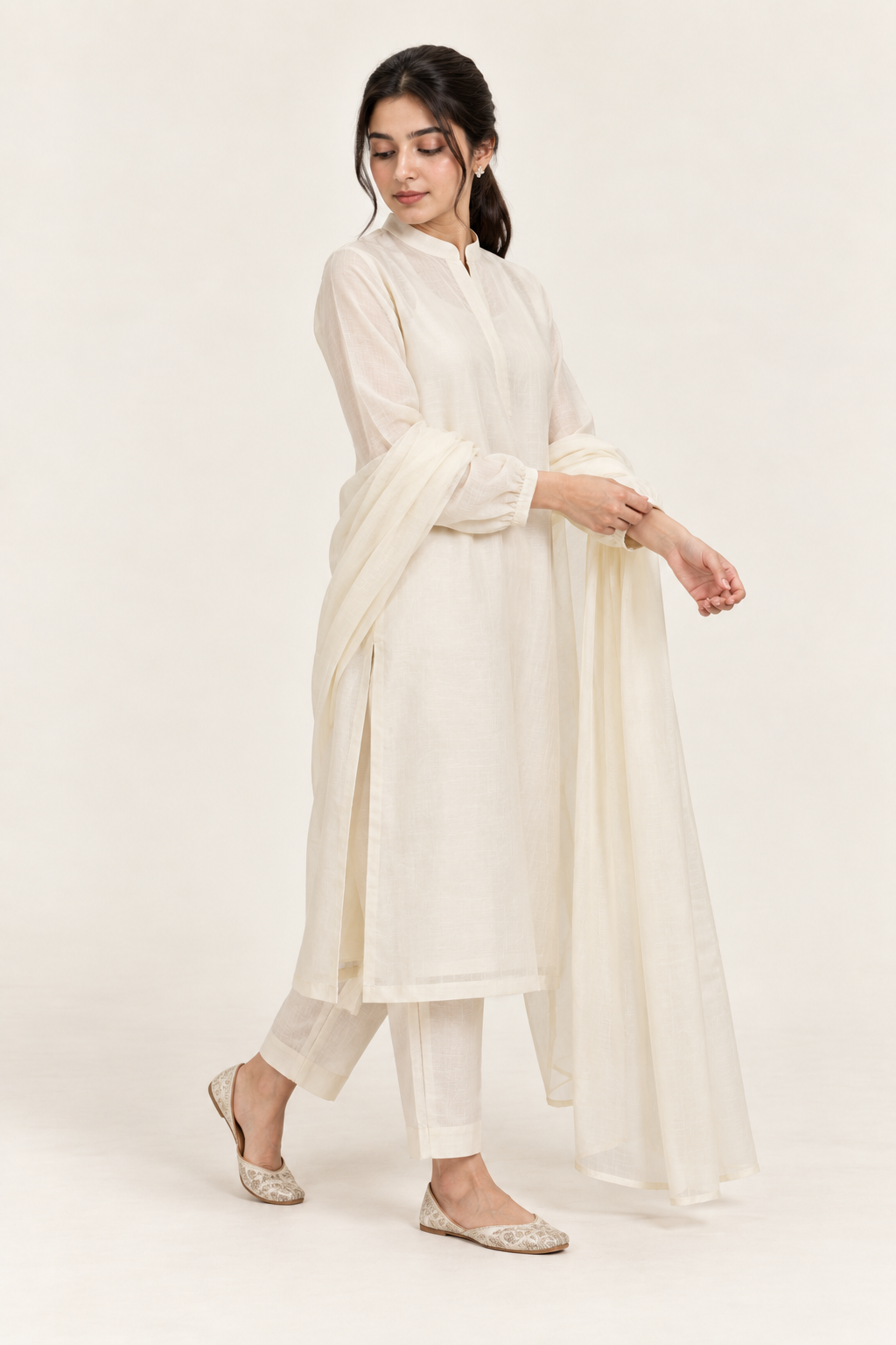Gulelalah Saniya — Ivory Organza