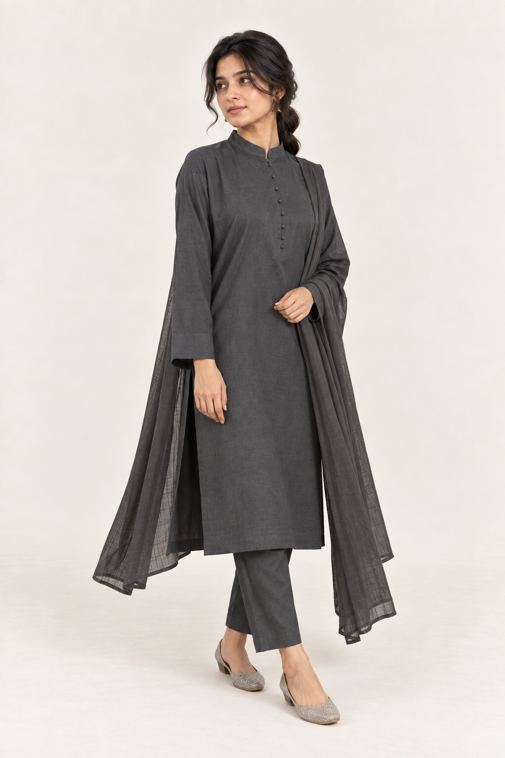 Gulelalah Amara — Charcoal Lawn